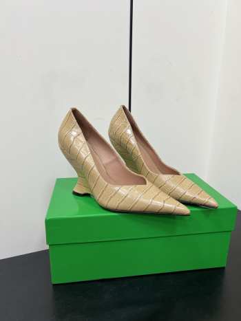 Uubags Bottega Veneta Punta Pumps In Beige 10cm