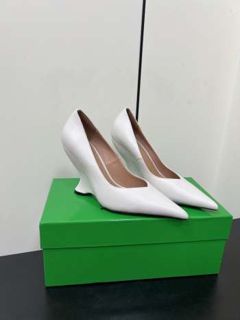 Uubags Bottega Veneta Punta Pumps In White 10cm