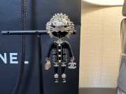Uubags Chanel Lion CC Logo Black Jacket Gold Pin Brooch - 4