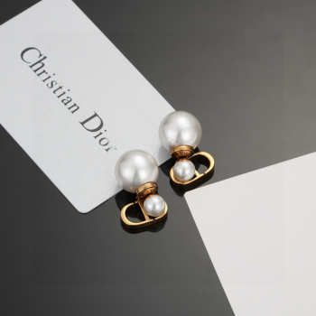 Uubags Dior earrings gold pearl 02