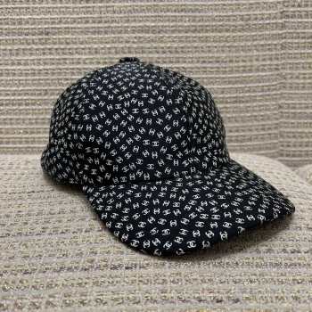 Uubags Chanel cap black