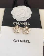 Uubags Chanel Pearl Star Stud Earrings With Crystal CC Logo and Champagne Gold Hardware - 1