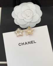 Uubags Chanel Pearl Star Stud Earrings With Crystal CC Logo and Champagne Gold Hardware - 4