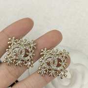 Uubags Chanel Metal Square Snowflake Hollow Double C Earrings Gold Color - 5