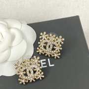Uubags Chanel Metal Square Snowflake Hollow Double C Earrings Gold Color - 3