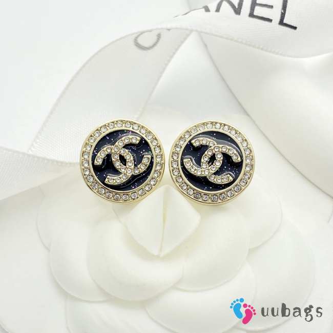 Uubags Chanel Stud Earrings Metal, Resin & Diamonds Gold, Black & Crystal - 1