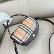Uubags Burberry Highlands Crossbody Bag In Sand 24.5x8x18cm - 6