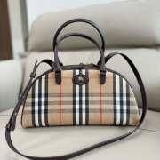 Uubags Burberry Natural Highlands Vintage Check Bowling Handbag 33.5x12.5x17cm - 3