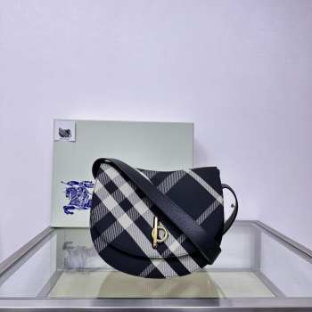 Uubags Burberry Medium Rocking Horse Bag in Black 19x6x16cm