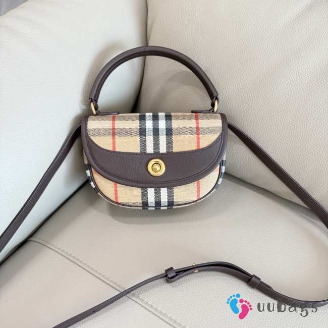 Uubags Burberry Highlands Crossbody Bag In Beige 24.5x8x18cm - 1