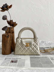 Uubags Chanel Nano Kelly Shopper Metallic Silver Calfskin Brushed Gold Hardware 19x7x12cm - 1