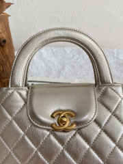 Uubags Chanel Nano Kelly Shopper Metallic Silver Calfskin Brushed Gold Hardware 19x7x12cm - 6
