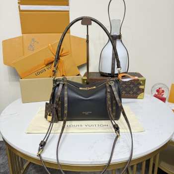 Uubags Louis Vuitton M26039 Express PM Bag In Black 26x17x13.5cm
