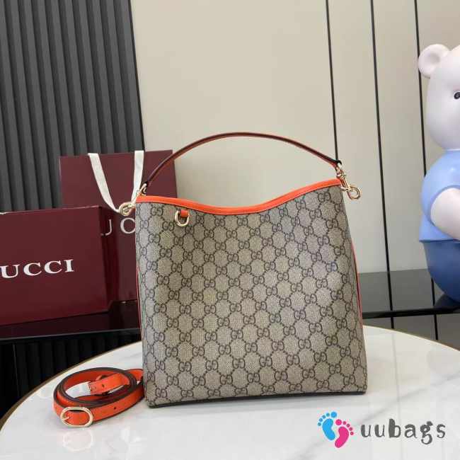 Uubags Gucci Emblem bucket orange and dark brown GG monogram coated fabric bag 25x25x15.5cm - 1
