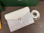 Uubags Chypre wallet-pouch in white 21x16x4cm - 4