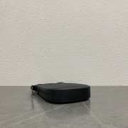 Uubags Celine Phone Pouch Heloise In Supple Calfskin Black 15x19.5x3cm - 5