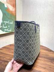 Uubags Tory Burch T Monogram Small Zip Tote Bag In Beige Navy 23.5x35.5x12.8cm - 4