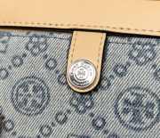 Uubags Tory Burch T Monogram Denim Vanity Case Powder Blue 18.5x9.7x9.3cm - 4