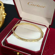 Uubags Cartier Diamond Bangle Gold  - 1
