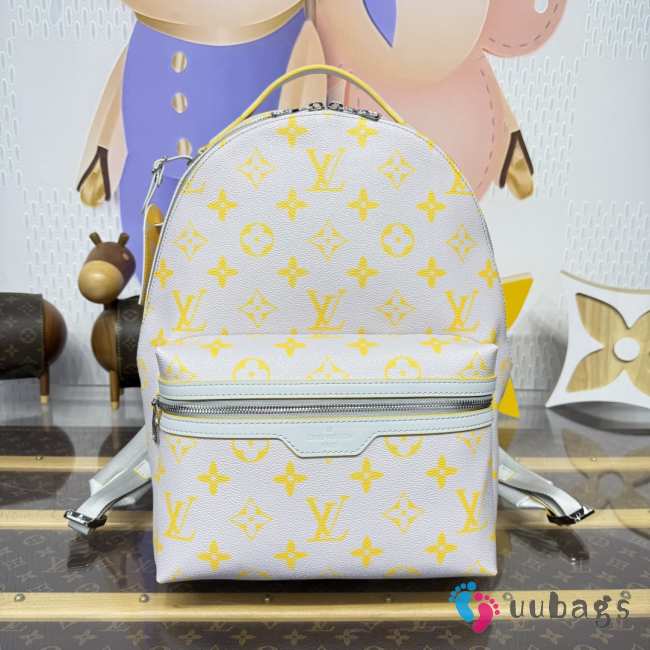 Uubags Louis Vuitton M14673 Discovery Backpack Gray/Yellow Monogram Glow Canvas 29x38x20cm - 1