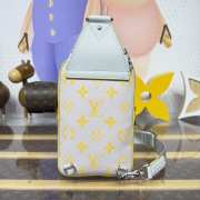 Uubags Louis Vuitton M15078 Avenue Crossbody Bag Gray/Yellow Monogram Glow Canvas 16x33x5.7cm - 5