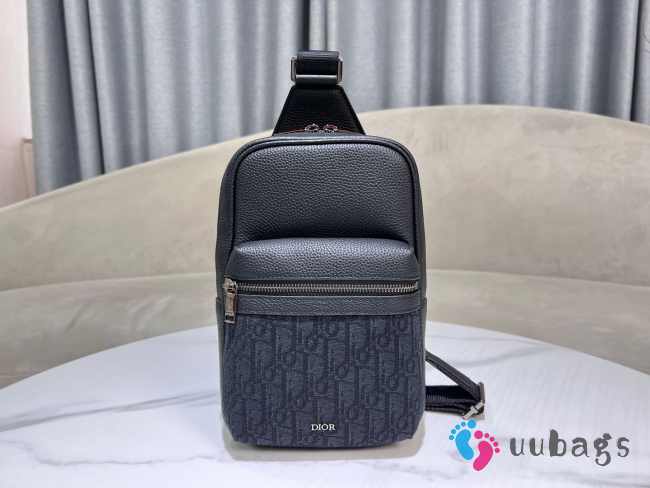 Uubags Rider 2.0 Sling Bag Black Dior Oblique Jacquard and Black Grained Calfskin 17x26x8cm - 1