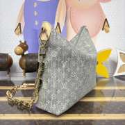 Uubags Louis Vuitton M13390 Coussin Hobo MM Bag Washed Gray 38x33x10cm - 4