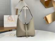 Uubags Chloe Marcie medium hobo bag in grained leather in motty grey 28x21x10cm - 1