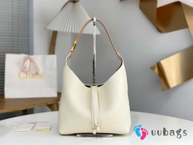 Uubags Chloe Marcie medium hobo bag in grained leather in white 28x21x10cm - 1