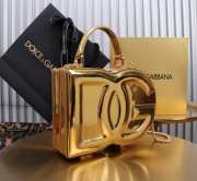 Uubags Dolce & Gabbana Logo Bag crossbody box bag in gold 15x20x6cm - 5