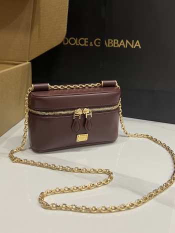 Uubags Dolce & Gabbana Sicily crossbody bag calfskin in burgundy 10x17x6cm