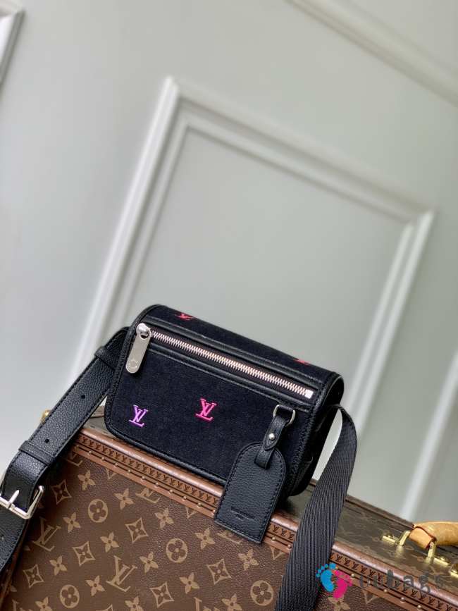 Uubags Louis Vuitton M13963 Bosphore Wearable Wallet Gradient Orange 19x12x7cm - 1
