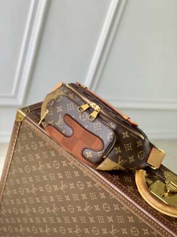 Uubags Louis Vuitton M15271 Rush bumbag brown monogram landscape coated canvas 30x15x8cm