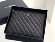 Uubags Chanel Classic Medium Case Grained Calf Gold 27x20x1.1cm - 1