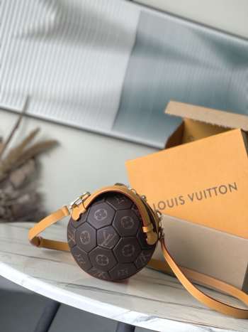 Uubags Louis Vuitton M13894 Soccer Ball Bag Monogram Calf leather 19x19x19cm