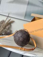 Uubags Louis Vuitton M13894 Soccer Ball Bag Monogram Calf leather 19x19x19cm - 4