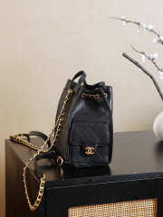 Uubags Chanel 25 Medium Backpack Grained Calfskin & Gold Metal In Black 23x23x14cm - 3