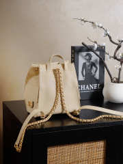 Uubags Chanel 25 Medium Backpack Grained Calfskin & Gold Metal In Beige 23x23x14cm - 5