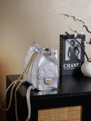 Uubags Chanel 25 Medium Backpack Grained Calfskin & Gold Metal In Silver 23x23x14cm - 2
