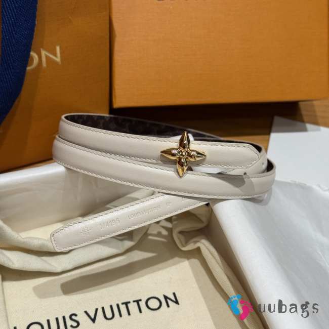 Uubags Louis Vuitton M4196U Mini Flowergram 1.5cm White Belt with Gold Hardware - 1