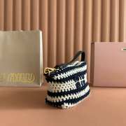 Uubags Miu Miu Crochet pouch bag in blue/white 19x14x10cm - 6