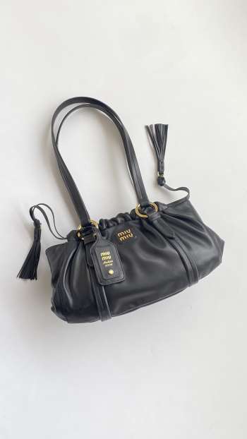 Uubags Miu Miu Joie Nappa Leather Bag in Black 32x16x10.5cm