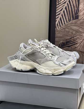 Uubags Balenciaga Stapler Sneaker in beige and grey polyurethane and polyester