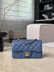 Uubags Chanel flap bag in blue with gold hardware 12x20x6cm - 1