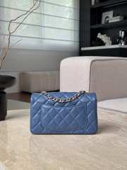 Uubags Chanel flap bag in blue with gold hardware 12x20x6cm - 3
