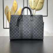 Uubags Louis Vuitton M46451 Sac Plat 24H Monogram Eclipse Bag In Black 44x33x18cm - 1