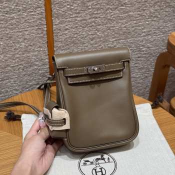 Uubags Hermes mini Kelly Jump backpack in bark swift leather with silver hardware 18x14.5x6cm