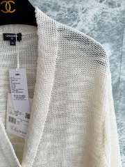Uubags Camellia Chanel Cardigan In Ivory - 4