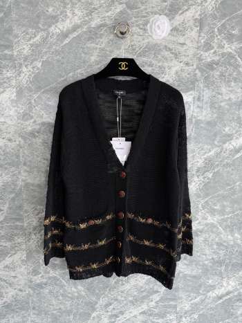 Uubags Camellia Chanel Cardigan In Black