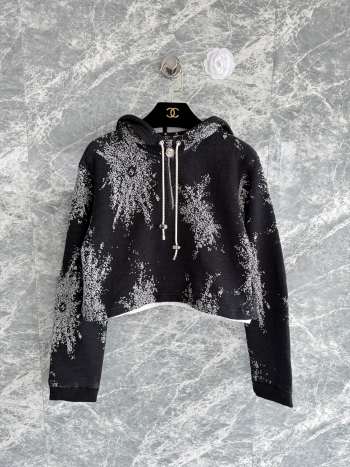 Uubags Chanel Sweatshirt Cotton In Black, White & Gold